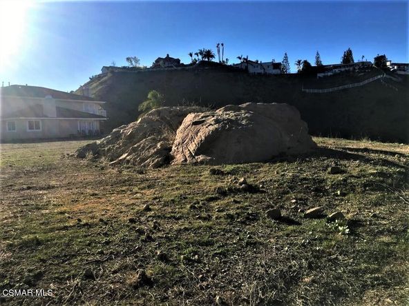 142 Saddlebow Rd, Bell Canyon, CA 91307